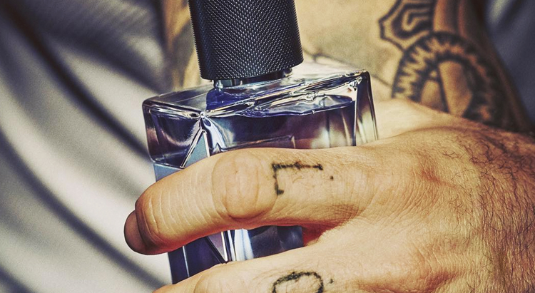 Вокалист группы Maroon 5 стал лицом нового аромата YSL Beauté