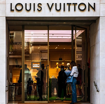 Французская компания Louis Vuitton будет использовать искусственный интеллект для продаж