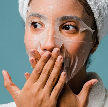 Тканевая маска для лица: изучаем состав