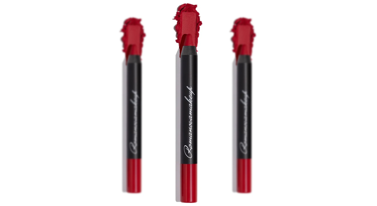 Sexy Lipstick Pen от Romanovamakeup в оттенке MY PERFECT RED