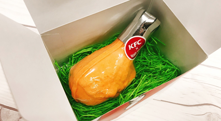 KFC и Village Vanguard выпустили ароматизированную соль для ванн