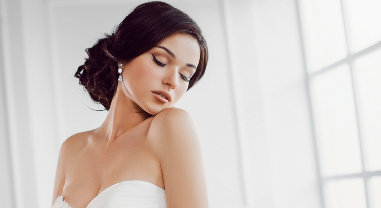 Секреты стойкости свадебного макияжа