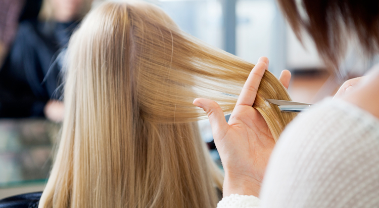 Ламинирование придаст волосам блеск, гладкость и защиту от повреждений