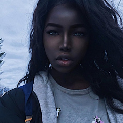 Темнокожая школьница с необычной внешностью взорвала Instagram