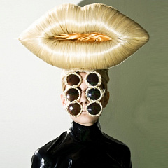 Сумасшедший hair-art от Чарли Ле Минду