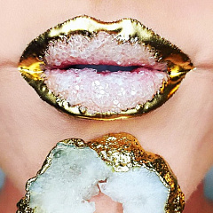 Высокое искусство: арт-макияж губ от визажиста Джоанны Адамс
