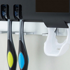 Абсолютная безопасность: появился антибактериальный держатель для зубных щеток