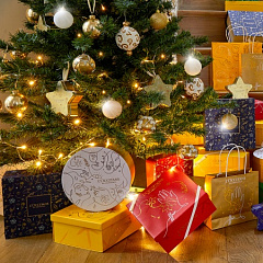 Решение новогоднего подарка в одной коробке. 6 бьюти-наборов, которые захочется подарить