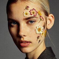 Весенний тренд: цветы в макияже